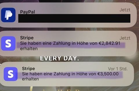 Nachricht einer Kundin oder Zahlungseingang